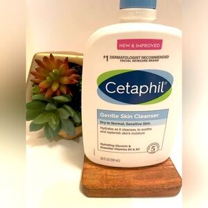 Cetaphil🎉Dry to Normal Facial Cleanser